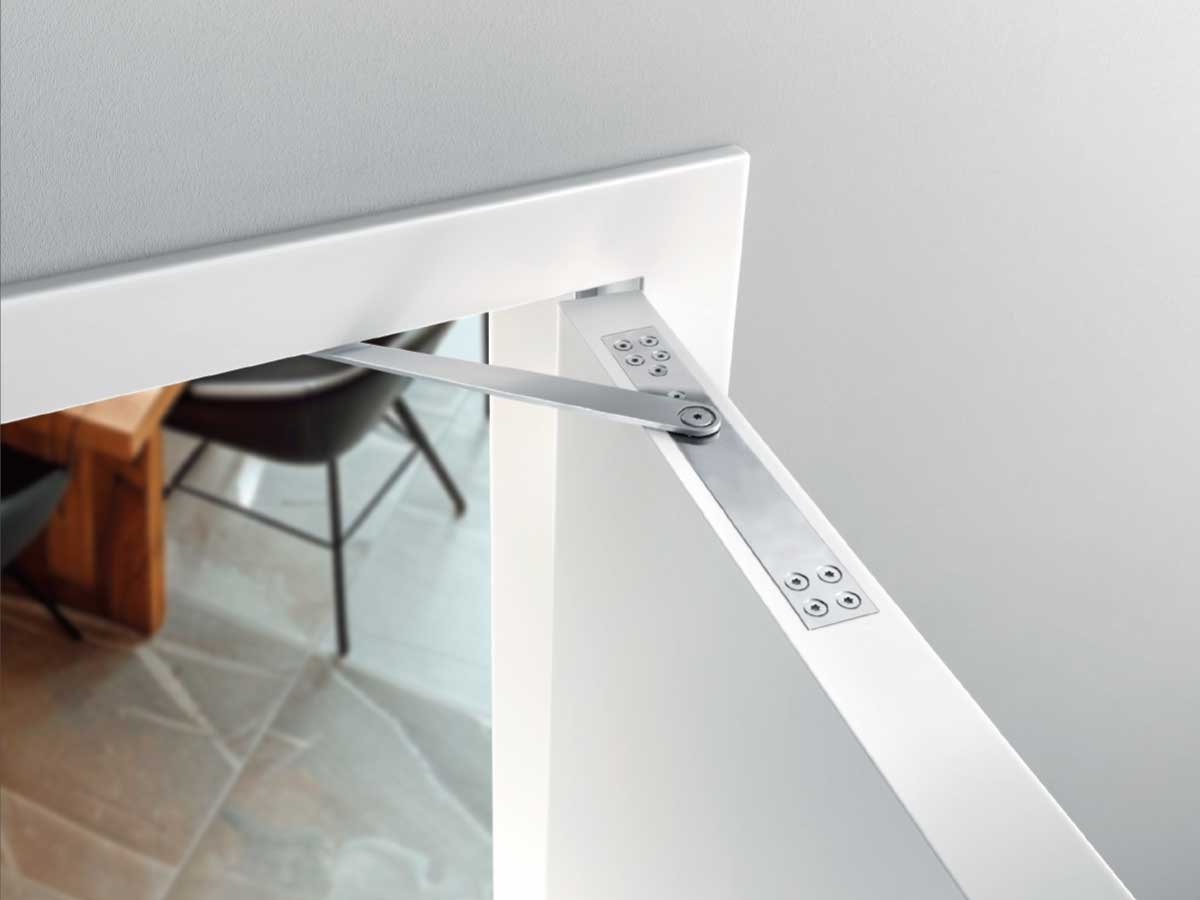 Як встановити дверний дотягувач, щоб він працював ідеально?